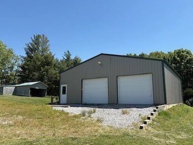 If you've been looking for space, privacy, and a place that - photo 4
