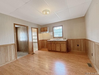 Welcome to this cozy and well-maintained 3-bedroom, 1-bath