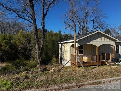This house is half way done. Owner has most of the material - photo 5