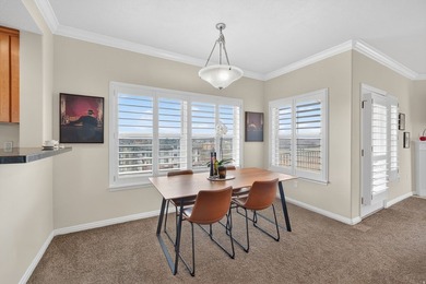 Wonderful Downtown Living! This sleek downtown condo is ideal