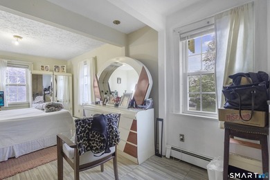 Welcome to 33 Colonial Road Unit 9, Stamford, CT 06906, with a - photo 26