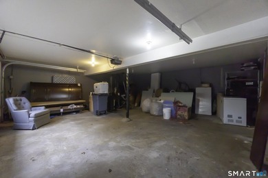 Welcome to 33 Colonial Road Unit 9, Stamford, CT 06906, with a - photo 37