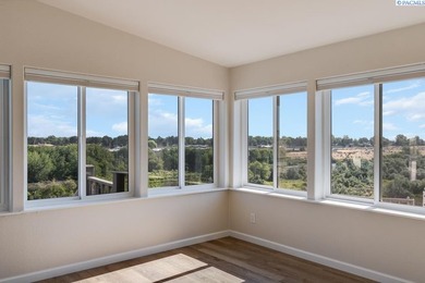 MLS# 294013 With INCREDIBLE river views and convenience to - photo 40