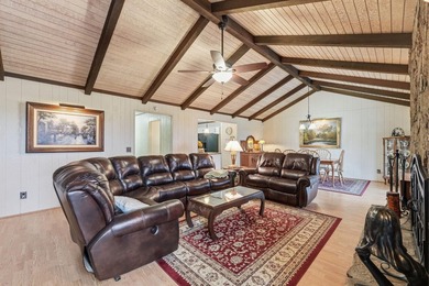 TABLE ROCK LAKE OUTSTANDING VIEWS from lovely 3BR/3BA home, 2 - photo 49