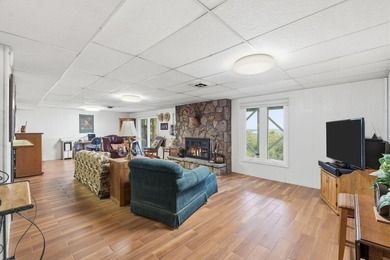 TABLE ROCK LAKE OUTSTANDING VIEWS from lovely 3BR/3BA home, 2 - photo 50