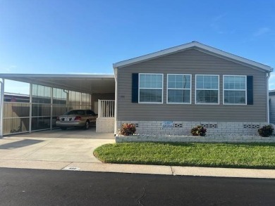 (private lake, pond, creek) Home For Sale in Largo Florida