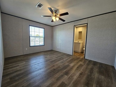Looking to live in a brand new home, in a desired area for an - photo 5