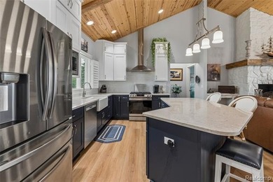 Welcome to your turnkey Up North paradise on Lake Huron! Built - photo 13