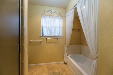 Rare opportunity in the heart of Richardson! This well-loved - photo 20