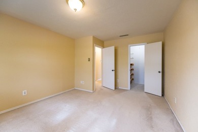 Rare opportunity in the heart of Richardson! This well-loved - photo 24
