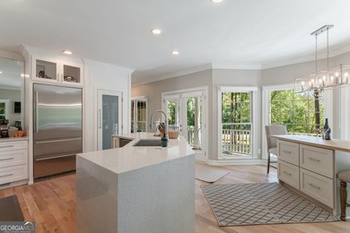 Exquisitely renovated 4BR/3.5BA home with bonus room in Reynolds - photo 7