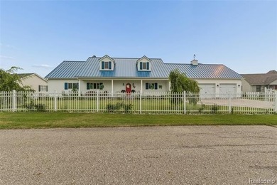 Welcome to your turnkey Up North paradise on Lake Huron! Built - photo 38