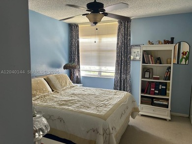 3BED/2BA - CORNER UNIT - FURNISHED - LARGE SCREENED BALCONY WITH - photo 10