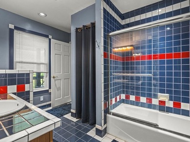 Welcome to your own PRIVATE COUNTRY ESTATE! Nestled on 20 - photo 50