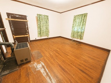 Opportunity is knocking at this 2-bedroom, 1-bath home built in - photo 6