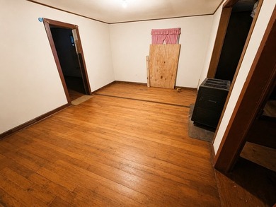 Opportunity is knocking at this 2-bedroom, 1-bath home built in - photo 8