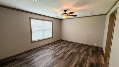 Move-in ready home with an incredible 50'x100' insulated shop on - photo 13