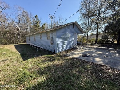 Great investment opportunity in a prime location near the Seabee - photo 7