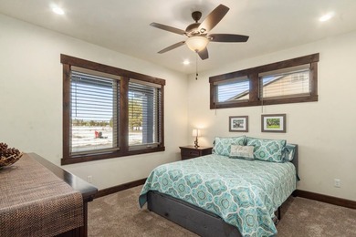 QUALITY BUILT CUSTOM HOME CLOSE TO TAMARACK! Views all around - photo 19