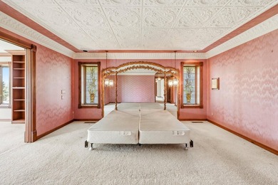 First time on the market! Iconic custom home in Southern Hills - photo 25