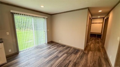 Move-in ready home with an incredible 50'x100' insulated shop on - photo 29