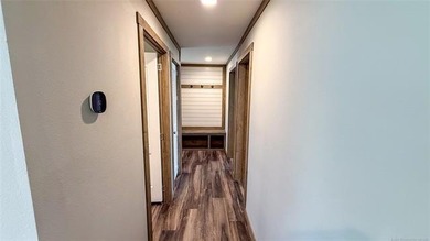 Move-in ready home with an incredible 50'x100' insulated shop on - photo 36