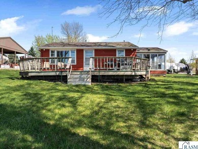 Cute cabin on level lake lot on the north shore of Lake Tetonka! - photo 6