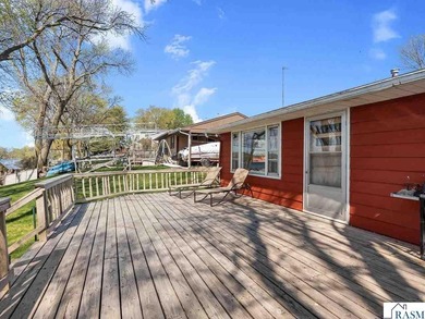 Cute cabin on level lake lot on the north shore of Lake Tetonka! - photo 8