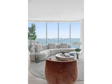 Occupying half of the 34th floor at UNA Residences, this - photo 9
