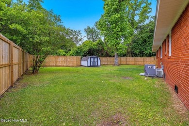 Perfectly positioned on a large lot in one of Wilmington's - photo 22