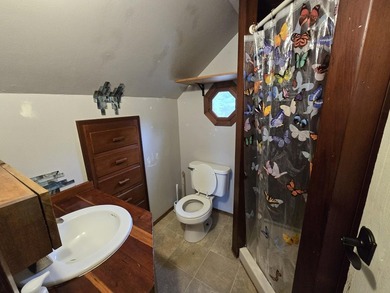 Private two bedroom home on beautifully wooded 9.36 acres with - photo 37