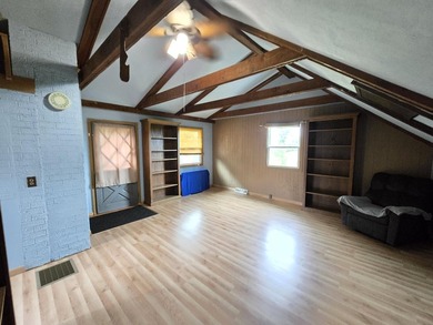 Private two bedroom home on beautifully wooded 9.36 acres with - photo 38