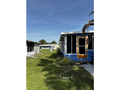 This is an amazing and spacious home located on the lake in - photo 6