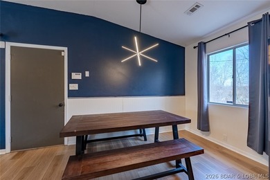 Discover the perfect combination of modern updates and lake-area - photo 12