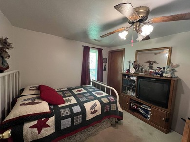 Disregard listing price. Property will be sold at auction. 3 - photo 9