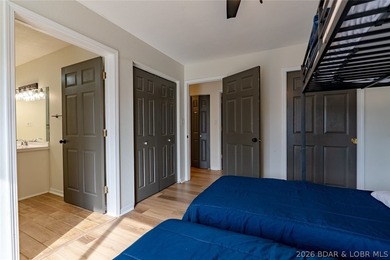Discover the perfect combination of modern updates and lake-area - photo 22