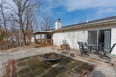 Discover the perfect combination of modern updates and lake-area - photo 31