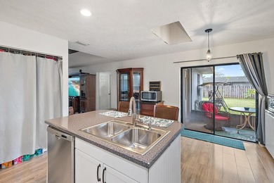 Explore the potential of this well-appointed home at 622 - photo 4