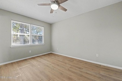 Freshly renovated and move-in ready 3-bedroom, 2-bath home - photo 10
