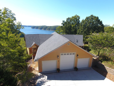 Lake Cumberland Home For Sale in Monticello Kentucky