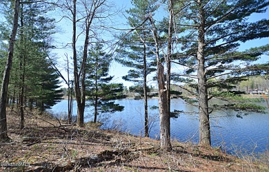 Crystal Pond Acreage For Sale in Becket Massachusetts