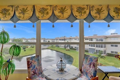 Lake Condo For Sale in Lauderdale Lakes, Florida