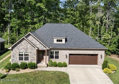Located on a desirable corner lot near the Dorchester Golf - photo 1