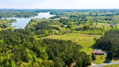 Large lot in the lakefront community of Whistle Peace. Seasonal - photo 11