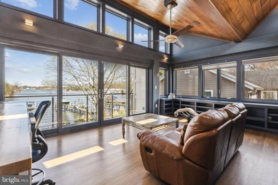 Stunning modern waterfront home on West River. Built in 2018 - photo 37