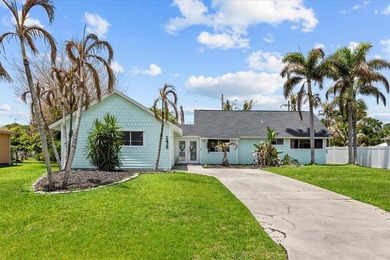 NO HOA! Move right into this beautifully updated 3-bedroom - photo 2