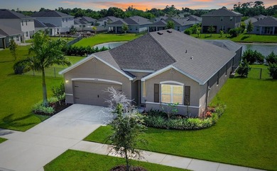 (private lake, pond, creek) Home For Sale in Port Saint Lucie Florida