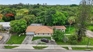 ATTENTION BUILDERS, FLIPPERS & INVESTORS! Rare opportunity to - photo 2