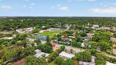 ATTENTION BUILDERS, FLIPPERS & INVESTORS! Rare opportunity to - photo 7