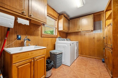 Charming 3 bedroom, 2 bath home on a spacious .66-acre lot! This - photo 16